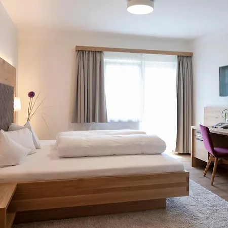 Isserwirt Hotell